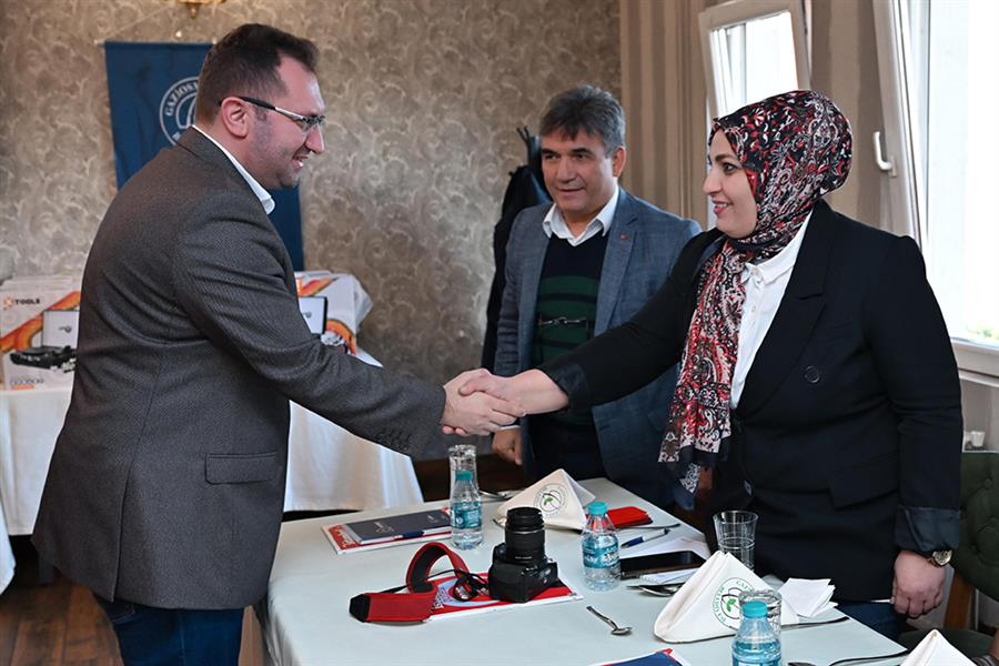 Başkan Bahçetepe, 10 Ocak Çalışan Gazeteciler Günü'nü Kutladı